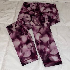 Lululemon floral leggings - NWOT